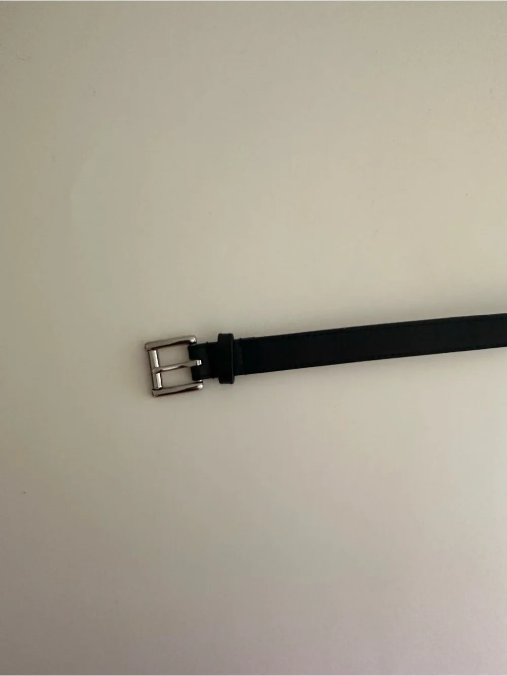 Michael Kors black leather Silver Eyelet belt